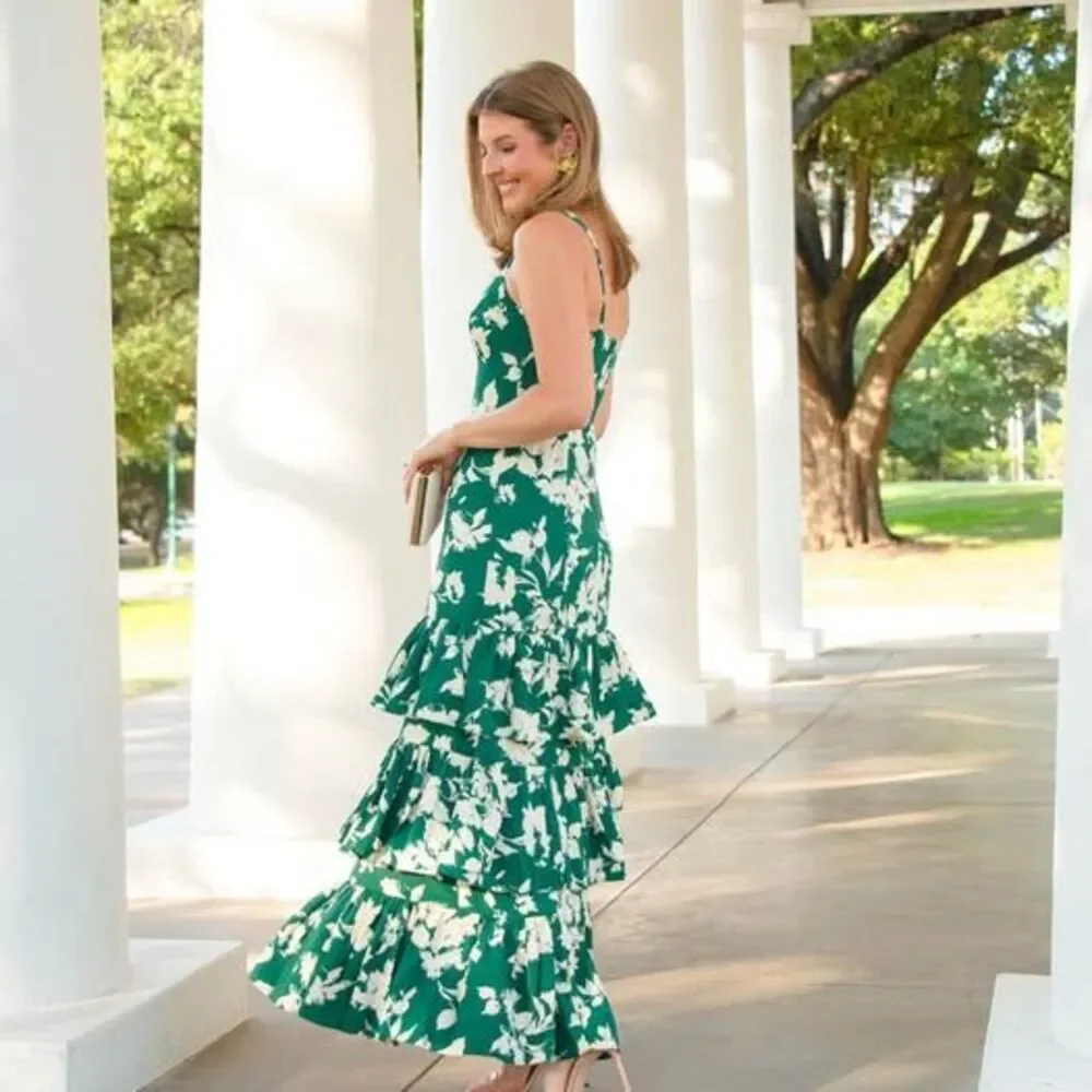 Abercrombie Ruffle Tiered Maxi Dress Size XS Floral Green Spring Wedding